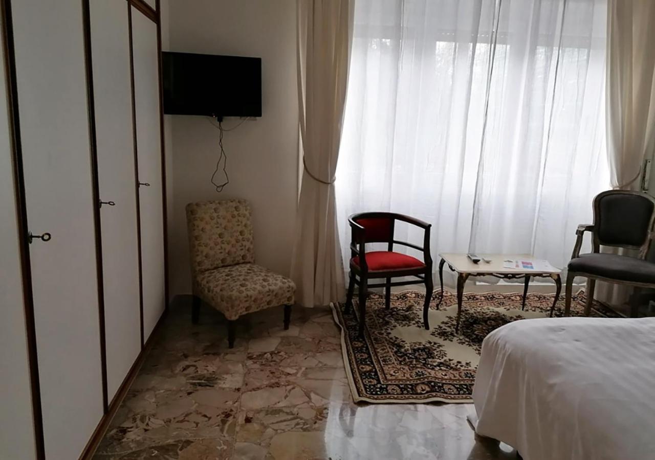 Gregory Place Fine Vatican Bed & Breakfast